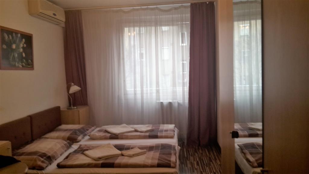 Judit Apartmanok Будапеща Екстериор снимка
